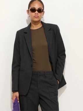 Alex Mill SoHo Blazer Sz XL
Navy Blue One Button Pocket
Wool Blend Lined NWT